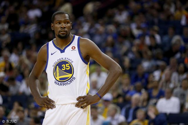 威斯布鲁克宣布告别NBA，退役决定引发关注
